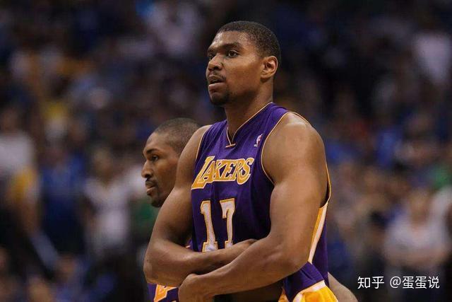 布克52分太阳力克鹈鹕升至西部第7 老鹰擒公牛